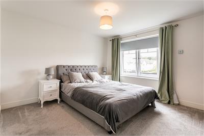 63 Sycamore Drive,
Penicuik,
EH26 0FS - image 16