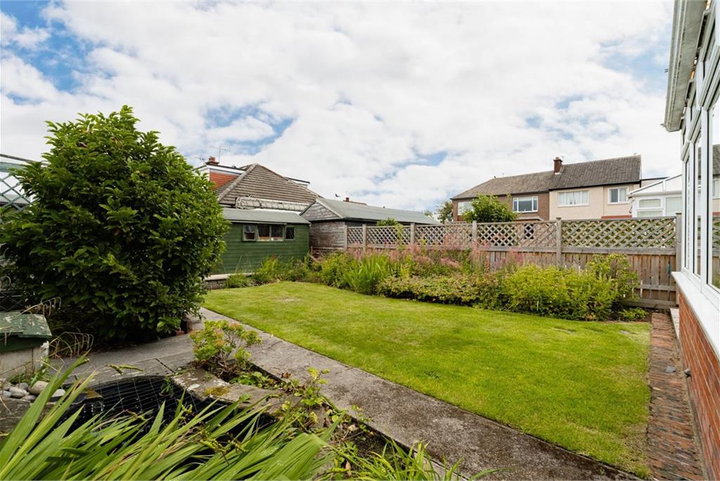 7 Drum Brae Park, Edinburgh, EH12 8TG - image 13