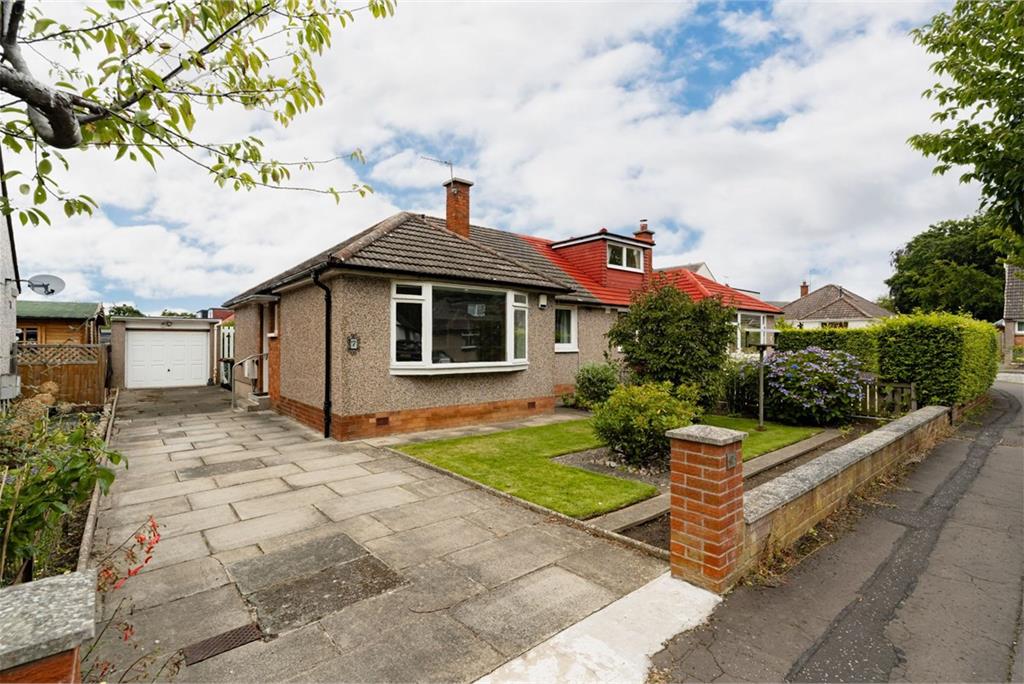 7 Drum Brae Park, Edinburgh, EH12 8TG - image 1