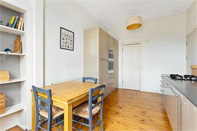 30/8 Blackwood Crescent, Newington, Edinburgh, EH9 1QX - image 5