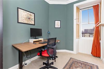 30/8 Blackwood Crescent, Newington, Edinburgh, EH9 1QX - image 9
