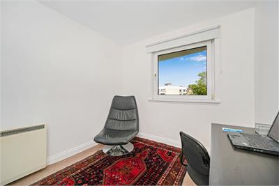 58 Falcon Court, Morningside, Edinburgh, EH10 4AF - image 11