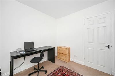 58 Falcon Court, Morningside, Edinburgh, EH10 4AF - image 12