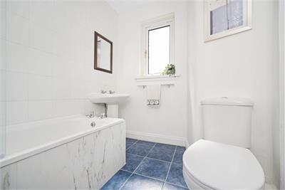 58 Falcon Court, Morningside, Edinburgh, EH10 4AF - image 13