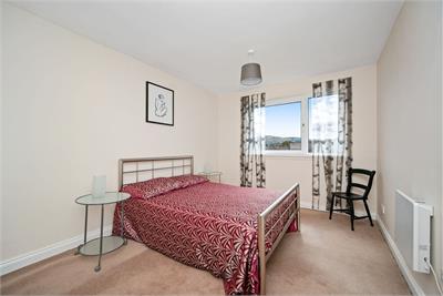 58 Falcon Court, Morningside, Edinburgh, EH10 4AF - image 6