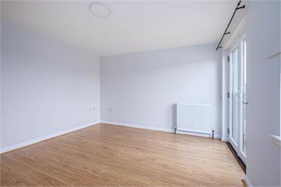 20c, St. Margarets Well, Dunfermline, KY12 0HZ - image 3