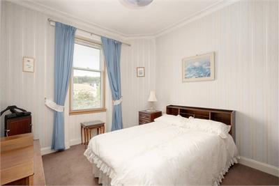 46 Saughtonhall Drive, Edinburgh, EH12 5TN - image 8