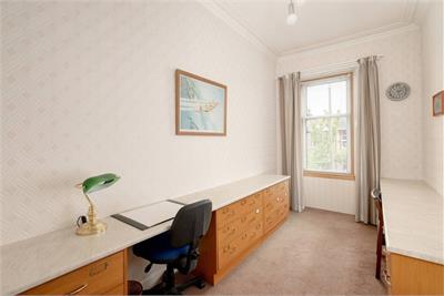 46 Saughtonhall Drive, Edinburgh, EH12 5TN - image 10