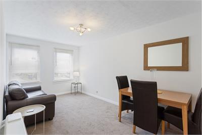 57/1 Orchard Brae Gardens, Edinburgh, EH4 2HQ - image 2