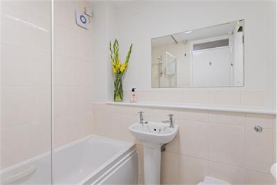 57/1 Orchard Brae Gardens, Edinburgh, EH4 2HQ - image 7