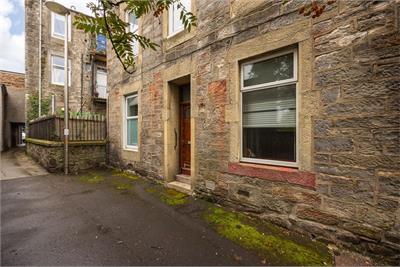 195A North High Street, Musselburgh, EH21 6AP - image 1