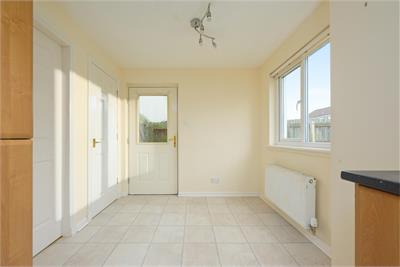31 Peasehill Fauld, Rosyth, KY11 2DQ - image 10