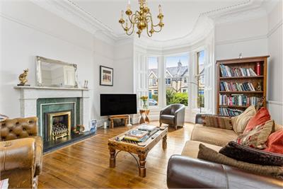 16 Duddingston Park, Duddingston, Edinburgh, EH15 1JX - image 2