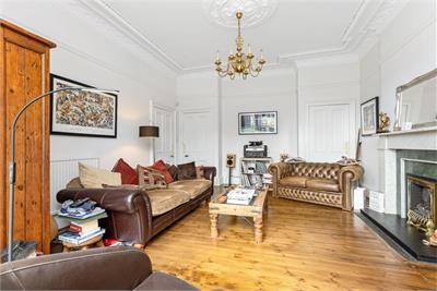 16 Duddingston Park, Duddingston, Edinburgh, EH15 1JX - image 3