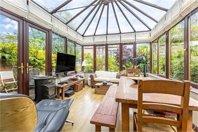 16 Duddingston Park, Duddingston, Edinburgh, EH15 1JX - image 10