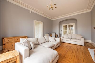 32/2 Murrayfield Avenue, Edinburgh, EH12 6AX - image 3