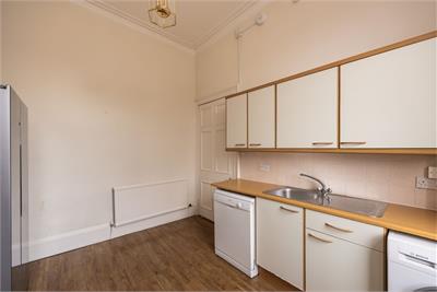 32/2 Murrayfield Avenue, Edinburgh, EH12 6AX - image 5
