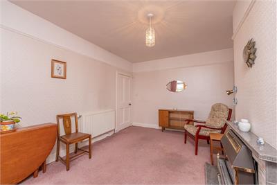 26 Mountcastle Crescent, Edinburgh, EH8 7SB - image 7