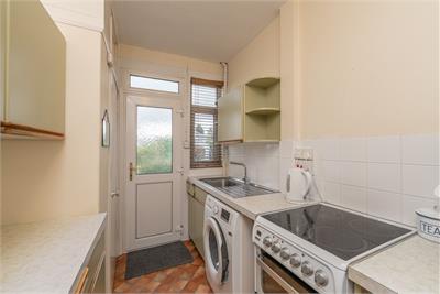 26 Mountcastle Crescent, Edinburgh, EH8 7SB - image 8