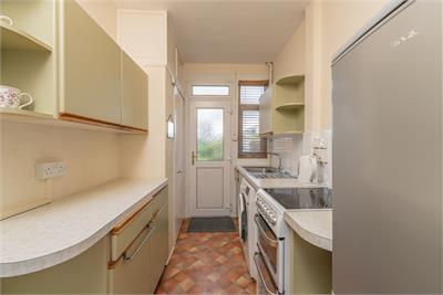 26 Mountcastle Crescent, Edinburgh, EH8 7SB - image 9