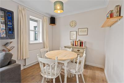 18/15 South Gray Street, Edinburgh EH9 1TE - image 5