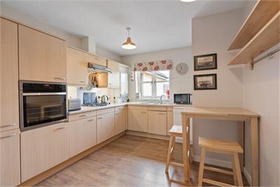 18/15 South Gray Street, Edinburgh EH9 1TE - image 6