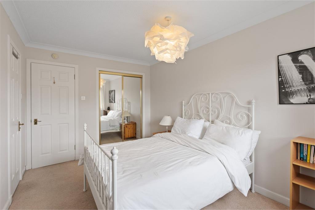 18/15 South Gray Street, Edinburgh EH9 1TE - image 9