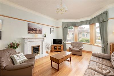 8 Duddingston Gardens South, Duddingston, Edinburgh, EH15 1RF - image 2