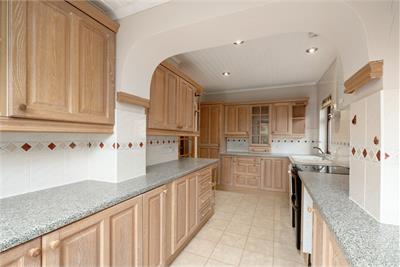 8 Duddingston Gardens South, Duddingston, Edinburgh, EH15 1RF - image 4