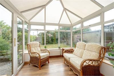 8 Duddingston Gardens South, Duddingston, Edinburgh, EH15 1RF - image 5