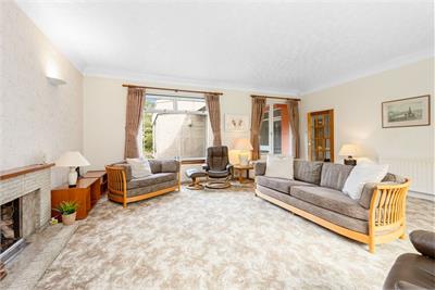 39 Belwood Road, Penicuik, Midlothian, EH26 0QN - image 2