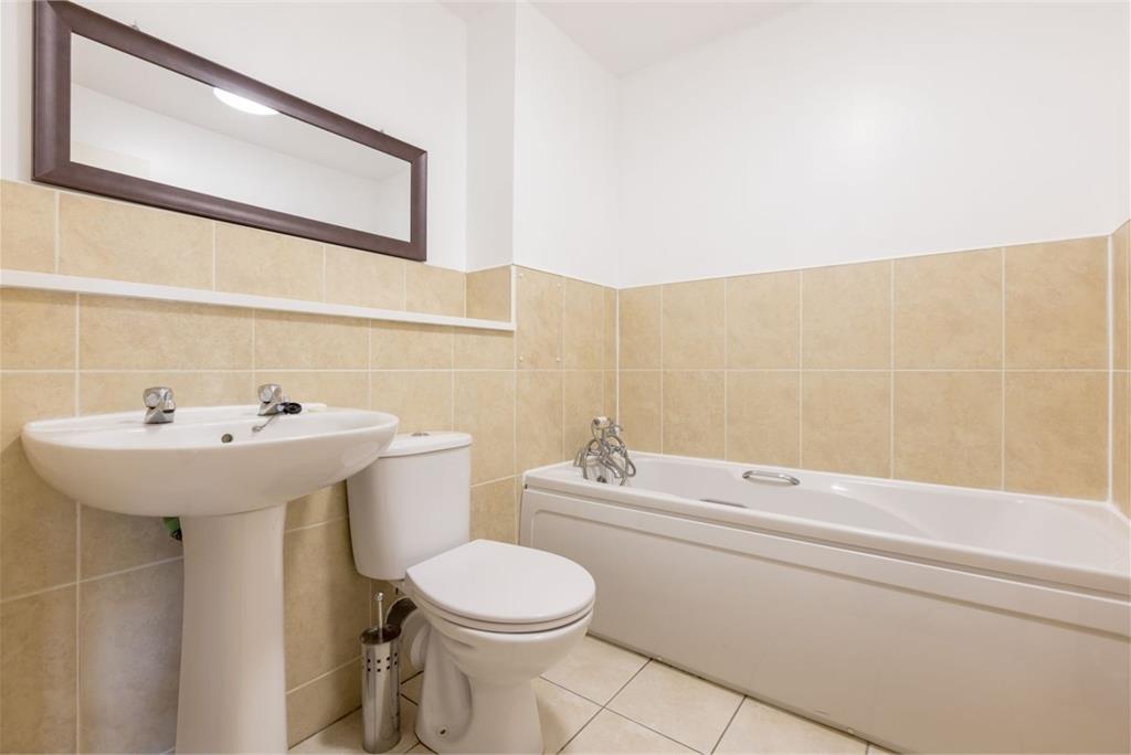 15/7 Clockmill Lane, Edinburgh, EH8 8HY - image 11