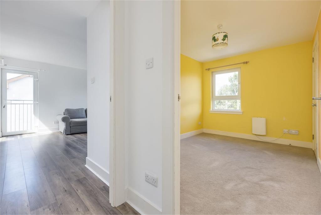 15/7 Clockmill Lane, Edinburgh, EH8 8HY - image 14
