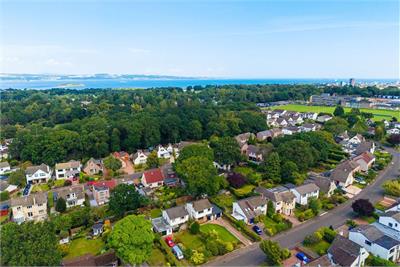 13 Barnton Park Avenue, Edinburgh, EH4 6ES - image 23