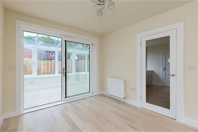 13 Barnton Park Avenue, Edinburgh, EH4 6ES - image 6
