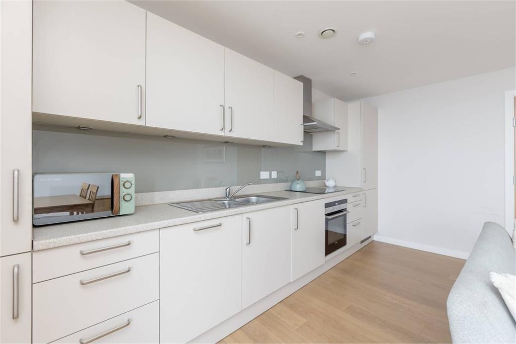 21/6 Bridge Street, Portobello, Edinburgh, EH15 1DB - image 9