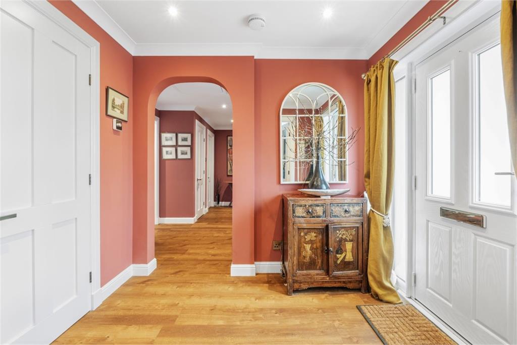 29 Glen Crescent, PEEBLES, EH45 9BS - image 5