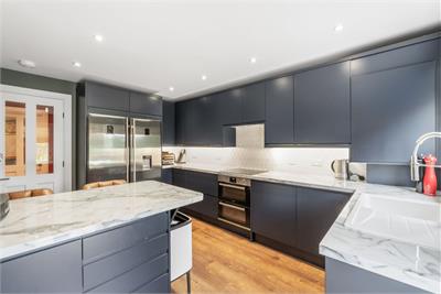 29 Glen Crescent, PEEBLES, EH45 9BS - image 7
