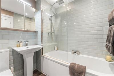29 Glen Crescent, PEEBLES, EH45 9BS - image 10