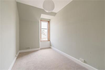 48 Main Street, Kirkliston, EH29 9AA - image 13