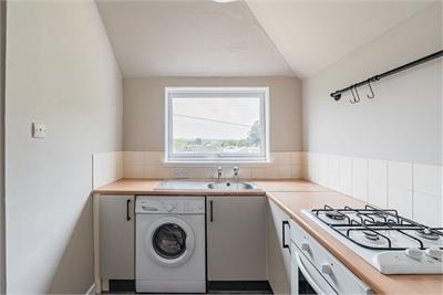 48 Main Street, Kirkliston, EH29 9AA - image 4