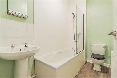 48 Main Street, Kirkliston, EH29 9AA - image 8
