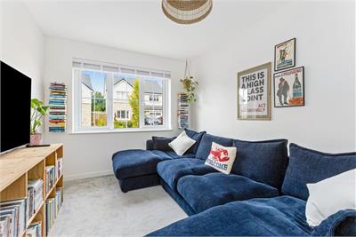 41 Kilconquhar Place, Bonnyrigg, EH19 3SR - image 2