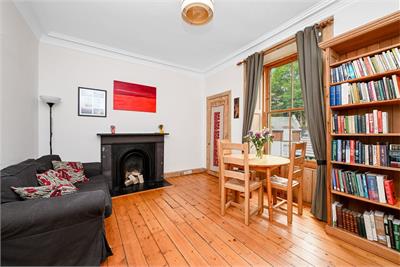 11 (2f2) Canon Street, Edinburgh, EH3 5HE - image 2