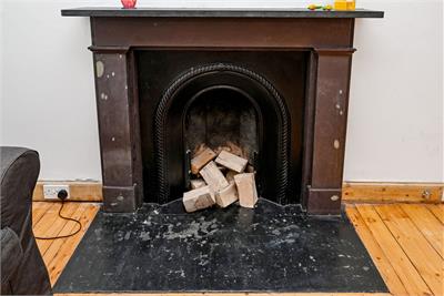 11 (2f2) Canon Street, Edinburgh, EH3 5HE - image 3