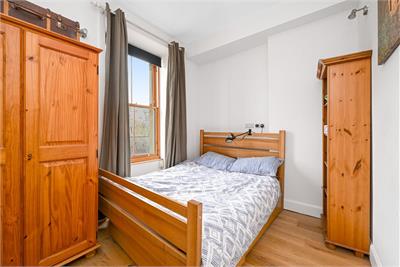 11 (2f2) Canon Street, Edinburgh, EH3 5HE - image 7