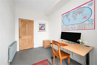 11 (2f2) Canon Street, Edinburgh, EH3 5HE - image 10