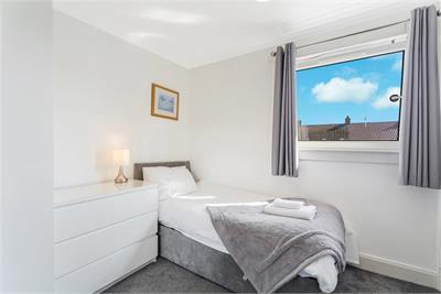 122 Nith Street, Dunfermline, KY11 4LT - image 16