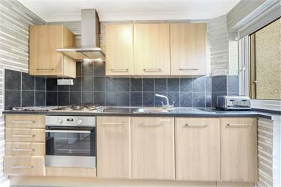 122 Nith Street, Dunfermline, KY11 4LT - image 10