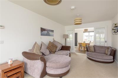 27 Kirkwood Crescent, Dunbar, East Lothian, EH42 1FS - image 2